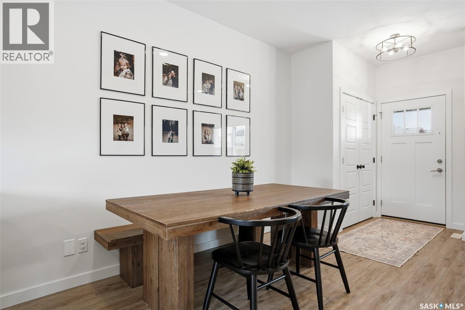 312 Underhill Bend, Saskatoon, SK - Indoor Photo Showing Dining Room