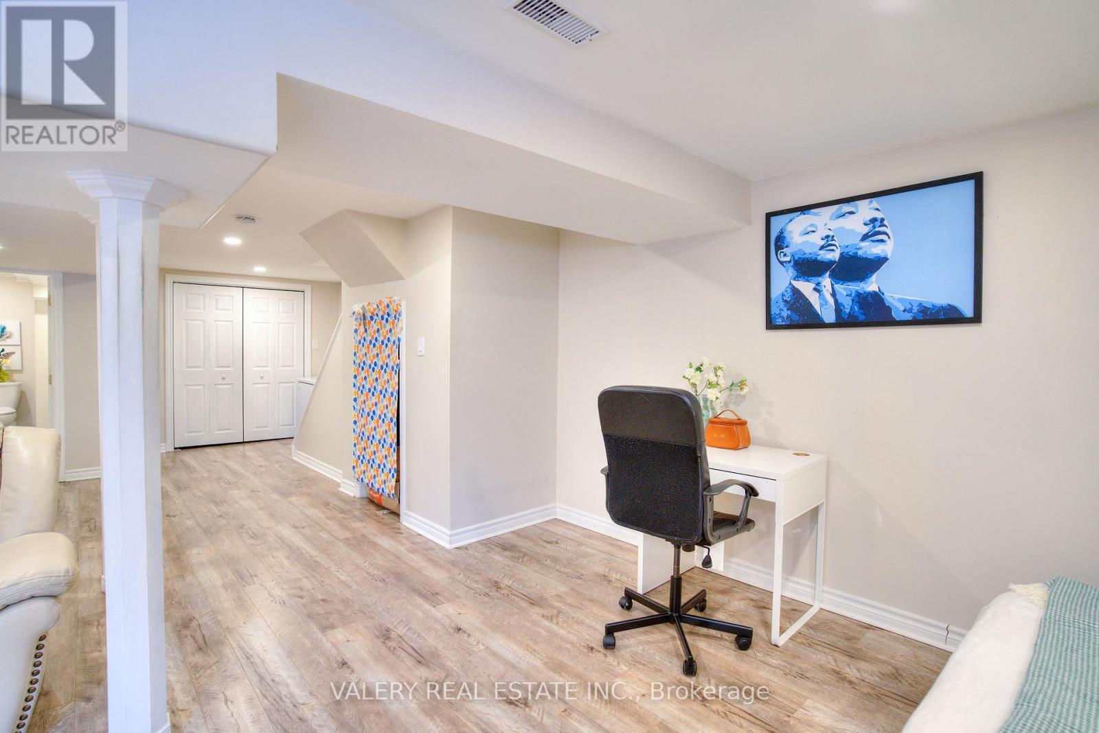 848 Attersley Drive, Oshawa, ON