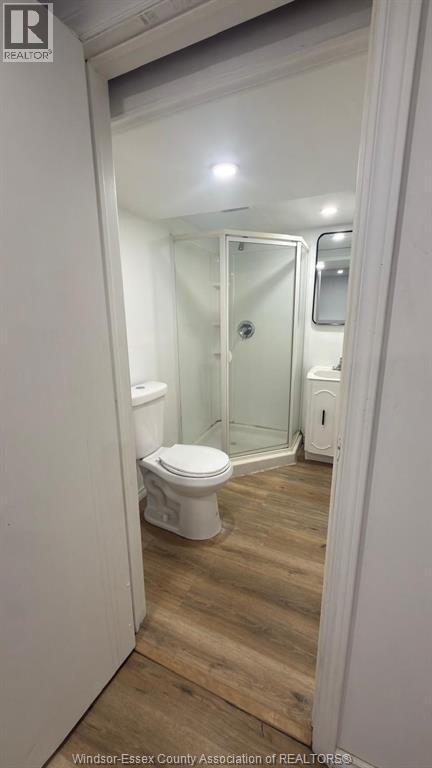 3295 Curry Unit# Lower, Windsor, ON - Indoor Photo Showing Bathroom