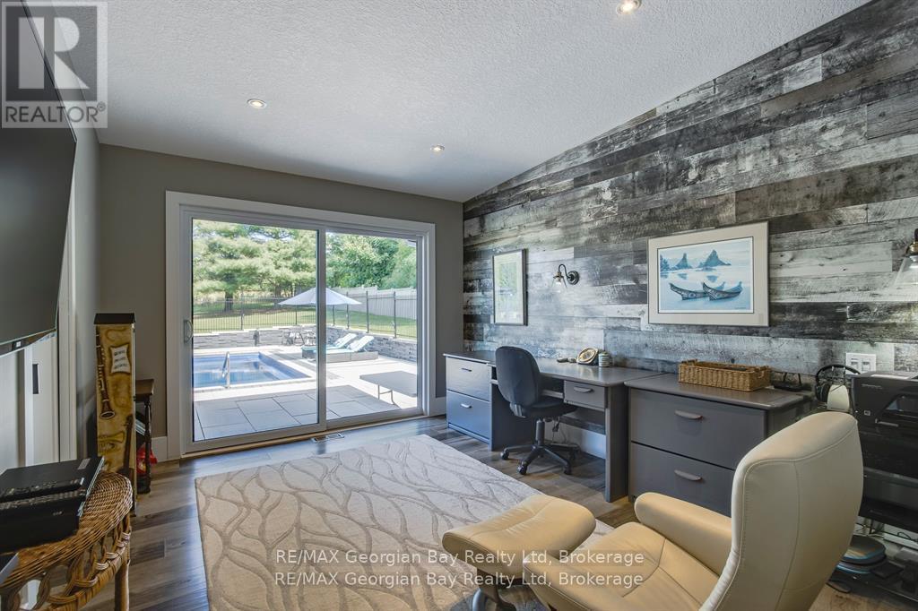 165 Wilson Road, Midland, ON - Indoor