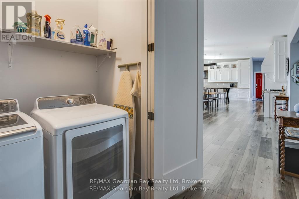 165 Wilson Road, Midland, ON - Indoor Photo Showing Laundry Room