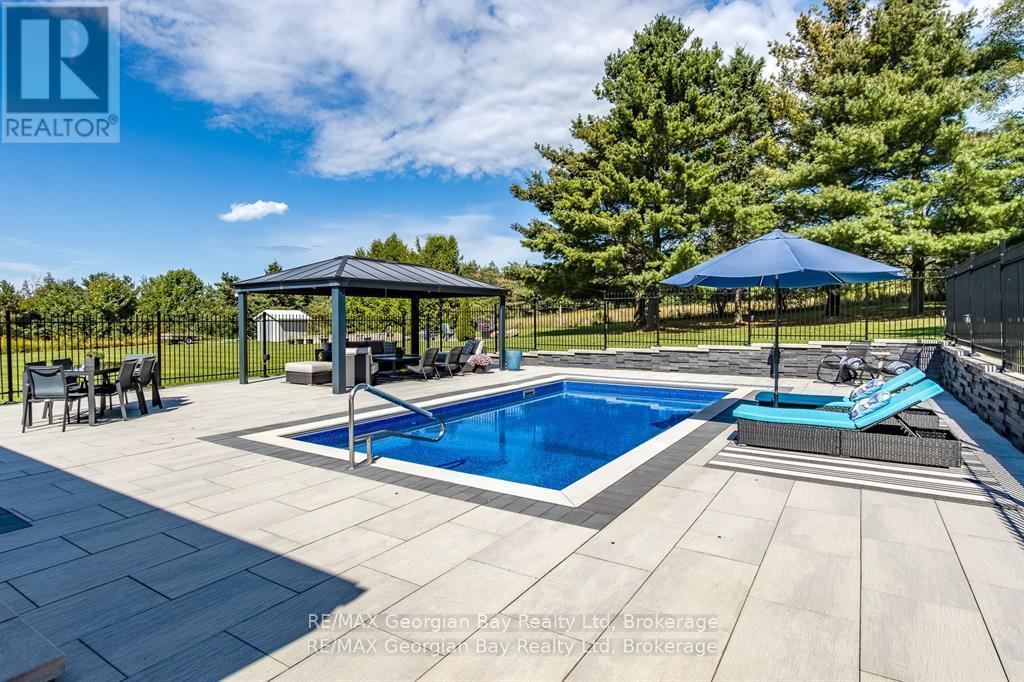 165 Wilson Road, Midland, ON - Outdoor With In Ground Pool With Backyard