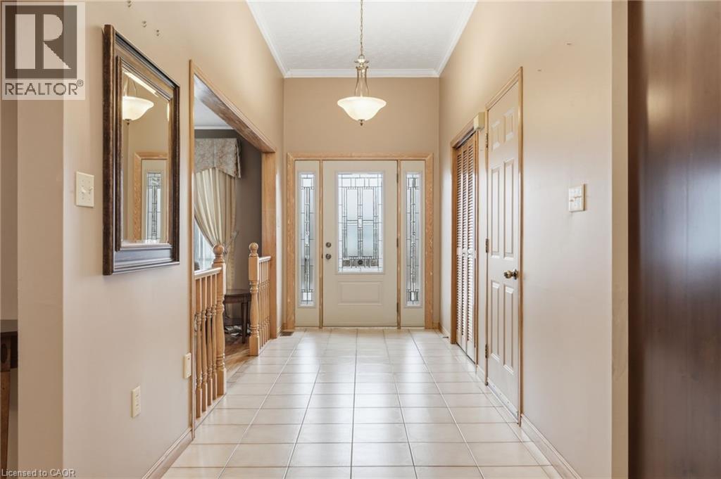 783 Stone Church Road E, Hamilton, ON - Indoor Photo Showing Other Room
