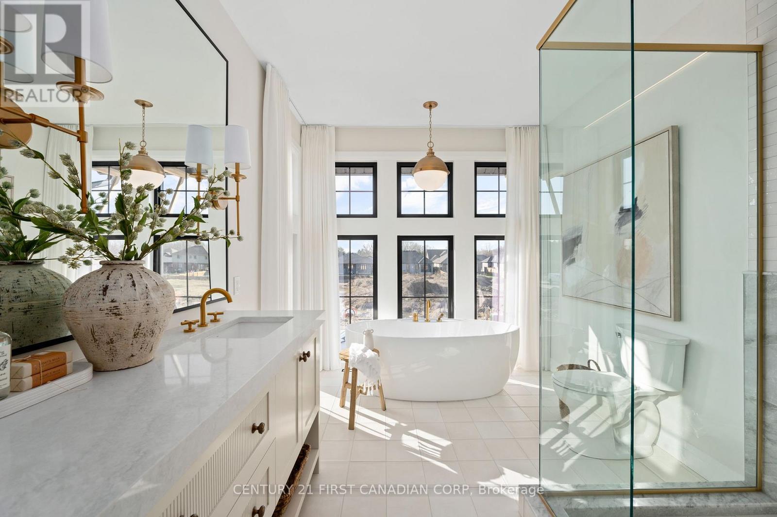 856 White Pine Street, London North (North S), ON - Indoor Photo Showing Bathroom