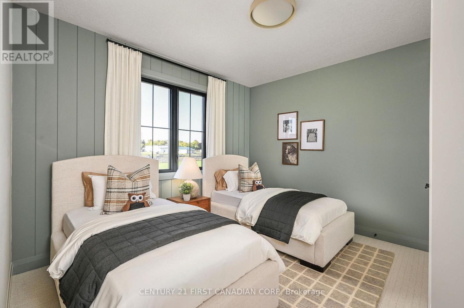 855 White Pine Street, London North (North S), ON - Indoor Photo Showing Bedroom