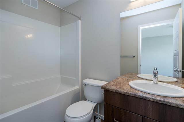 508 Transcona Blvd, Winnipeg, MB