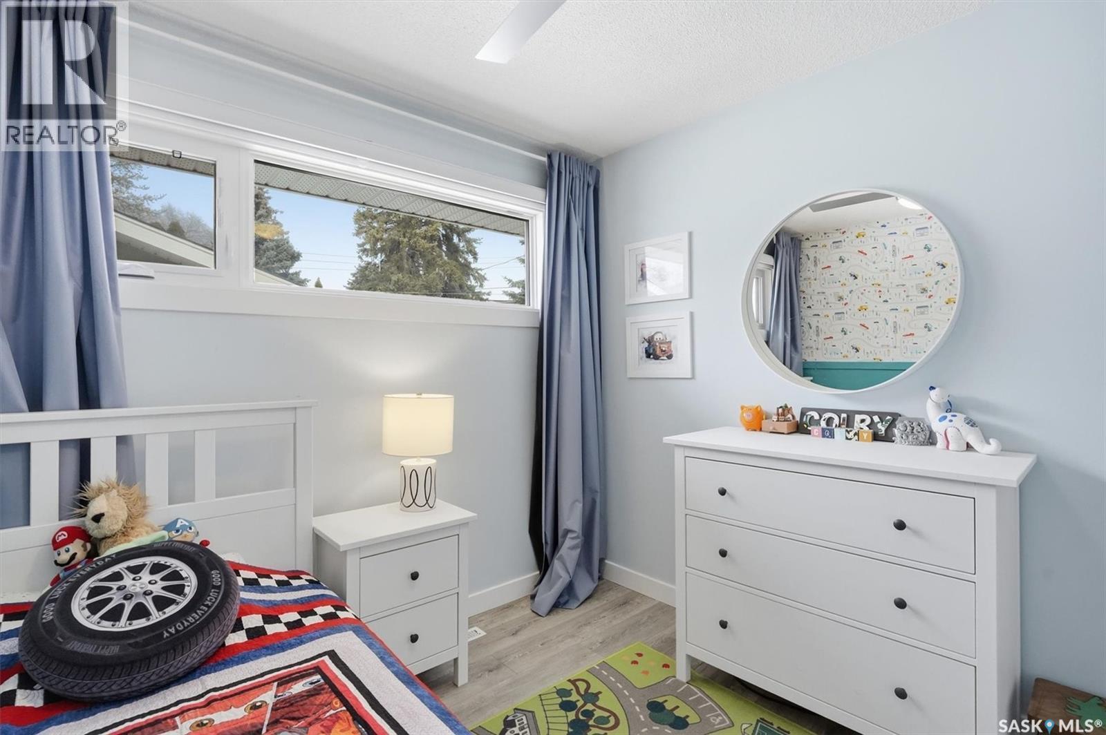 16 Pinder Crescent, Saskatoon, SK - Indoor Photo Showing Bedroom