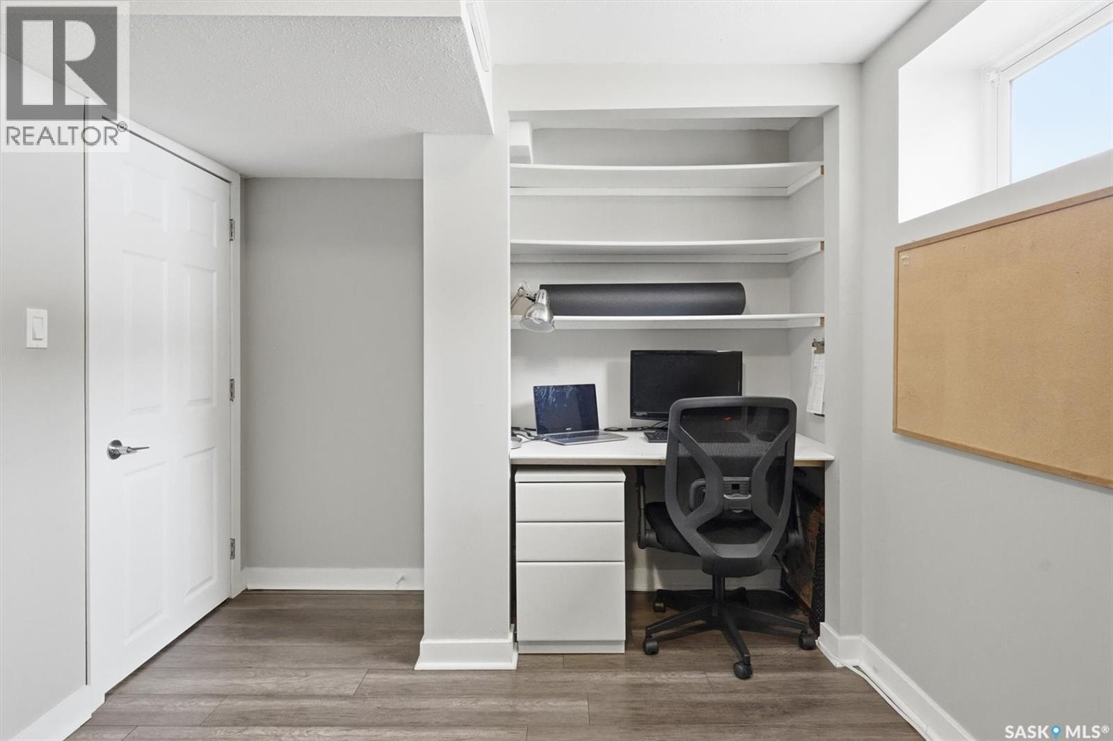 16 Pinder Crescent, Saskatoon, SK - Indoor Photo Showing Office