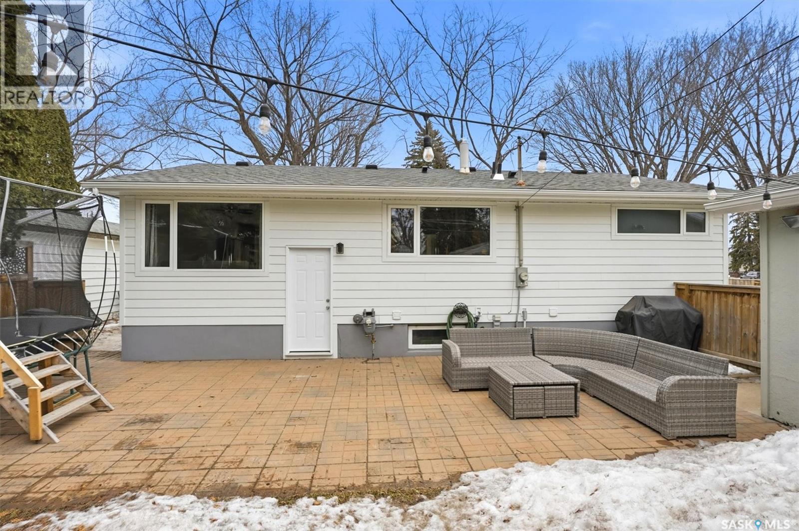 16 Pinder Crescent, Saskatoon, SK - Outdoor With Exterior