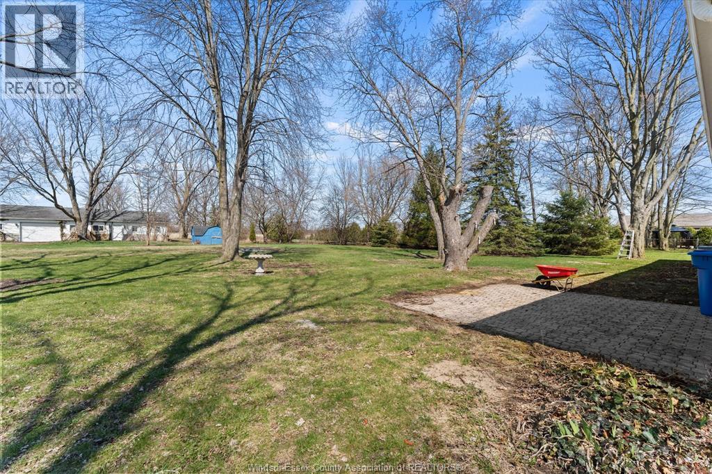 5740 Baseline Road, Windsor, ON - Outdoor