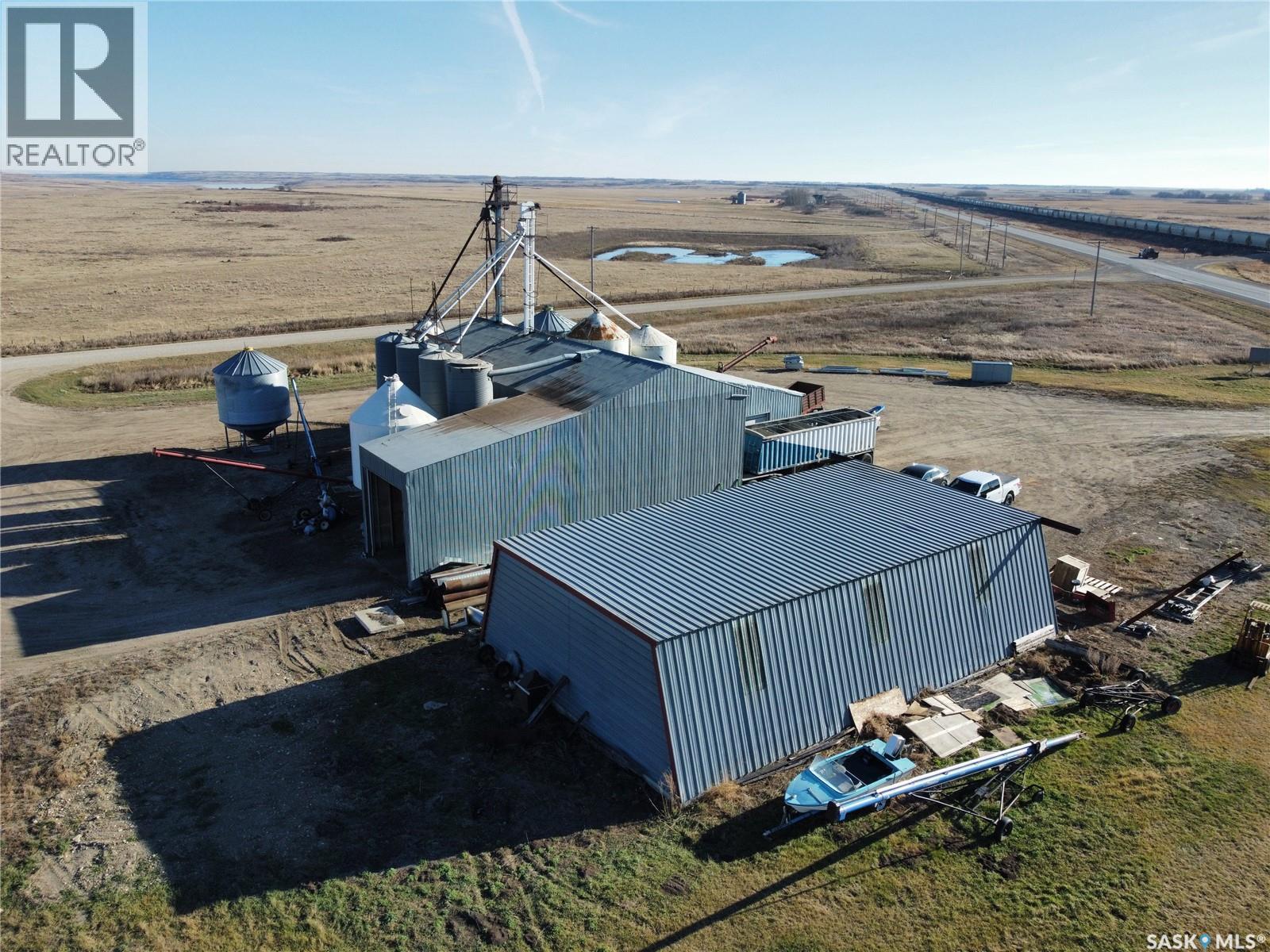 1000 First Avenue, Young, SK