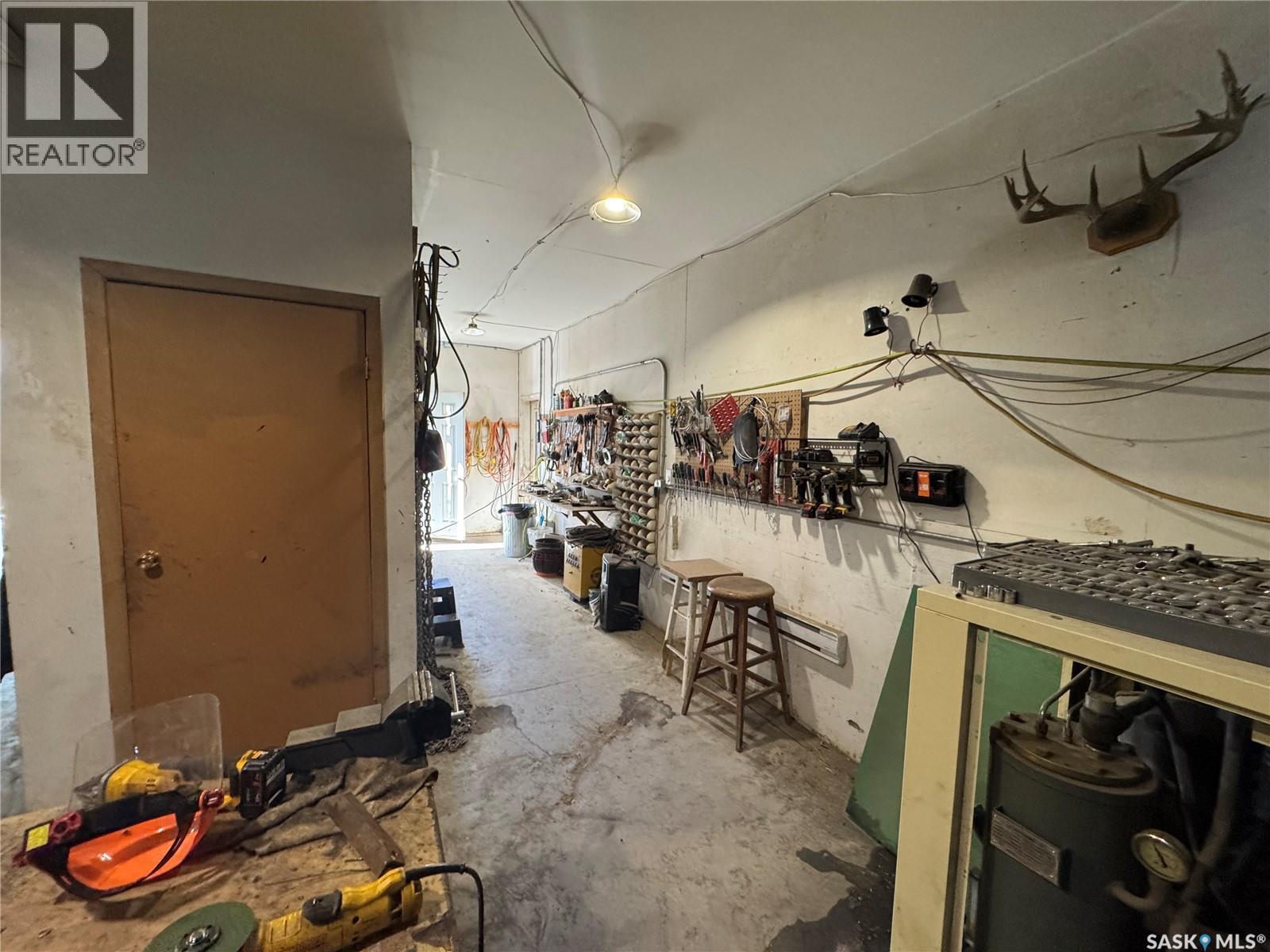 1000 First Avenue, Young, SK