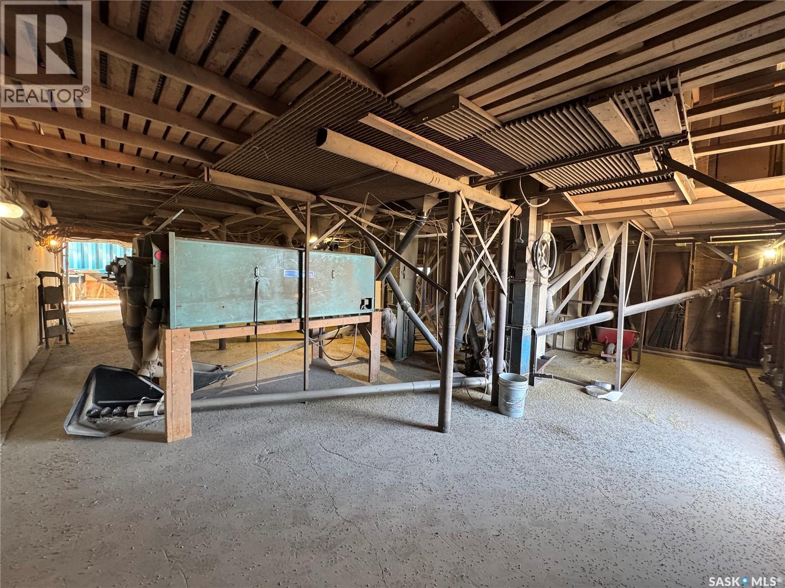 1000 First Avenue, Young, SK