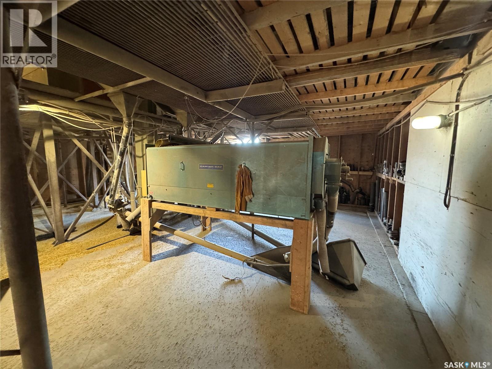 1000 First Avenue, Young, SK