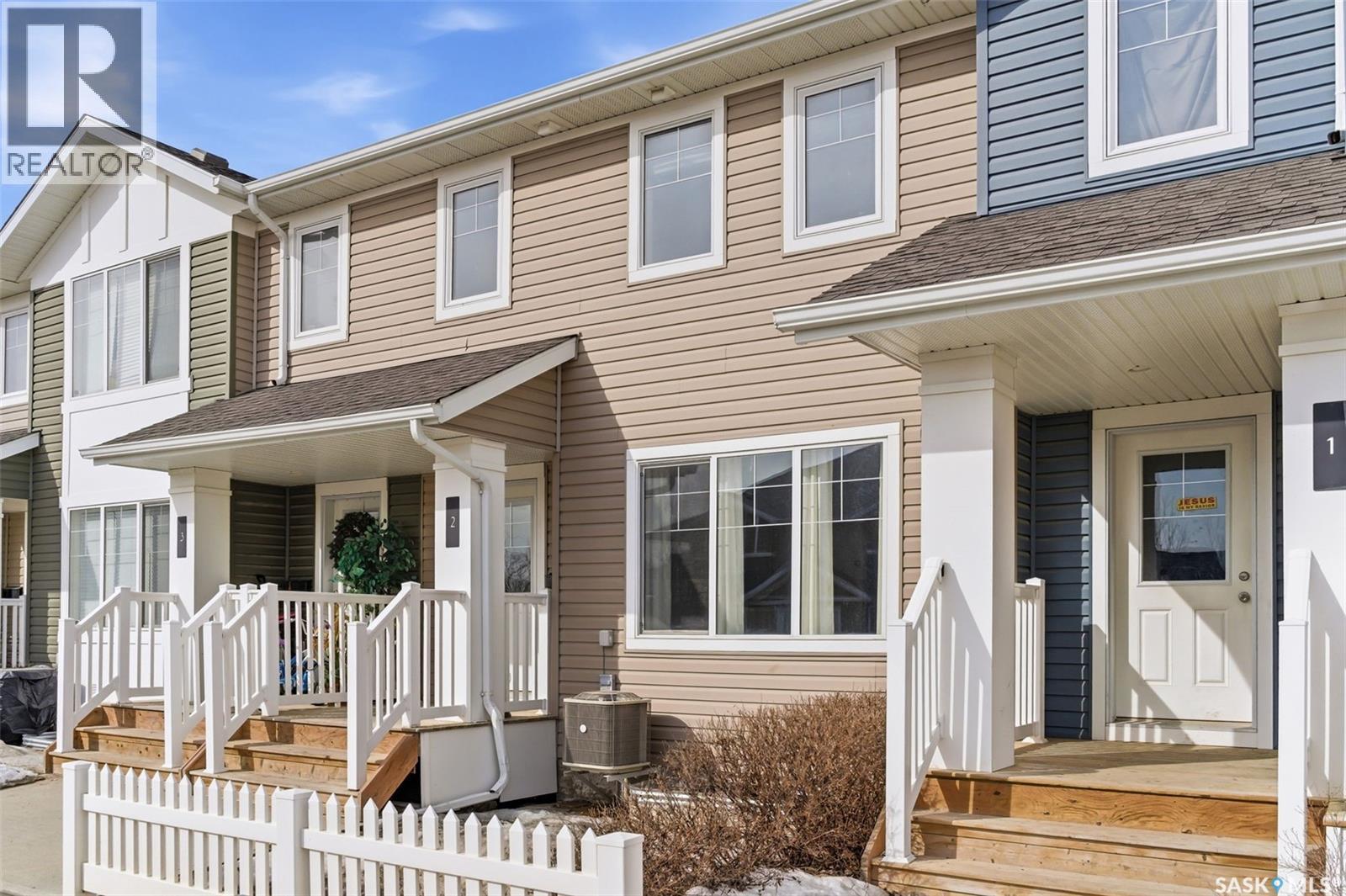 2 5752 Gordon Road, Regina, SK - Outdoor With Deck Patio Veranda