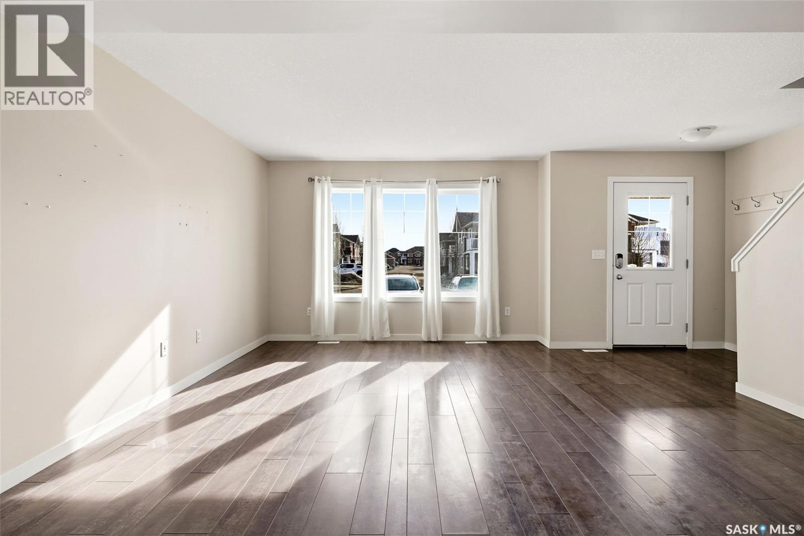 2 5752 Gordon Road, Regina, SK - Indoor Photo Showing Other Room