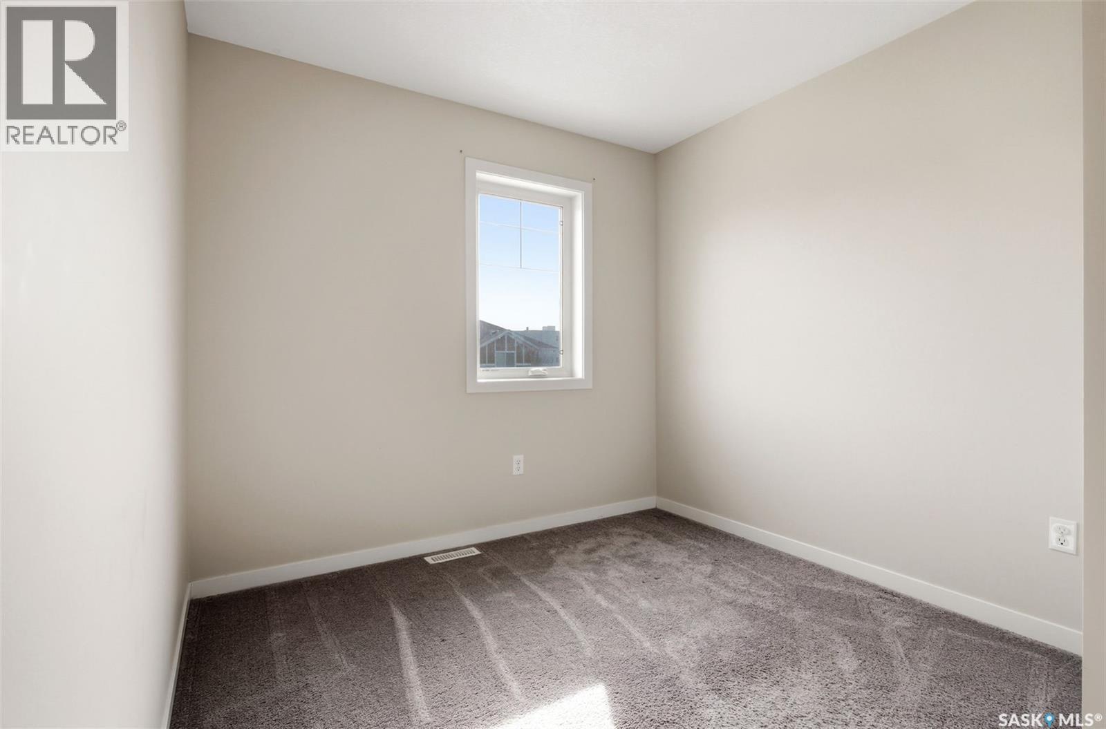 2 5752 Gordon Road, Regina, SK - Indoor Photo Showing Other Room