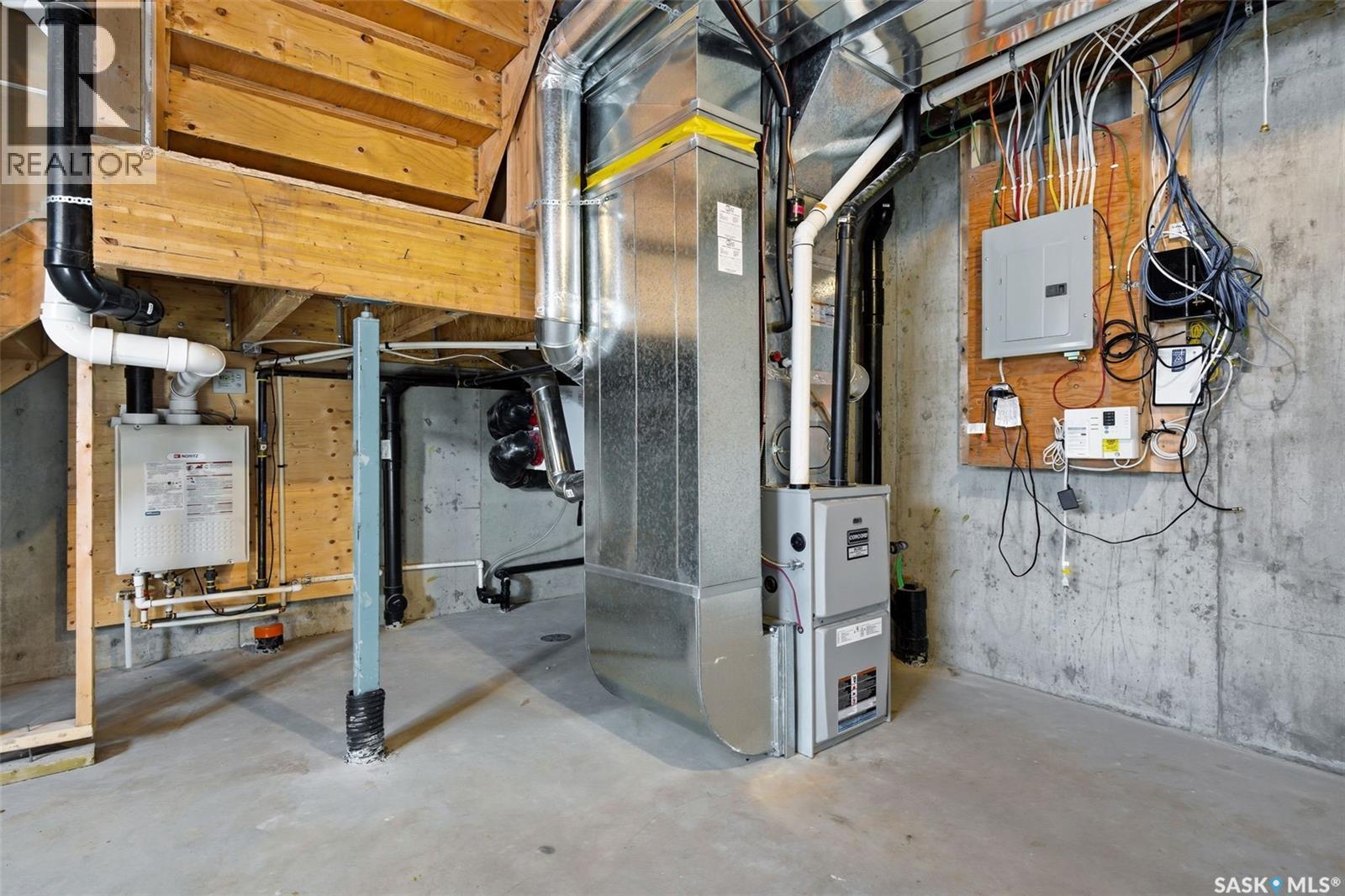 2 5752 Gordon Road, Regina, SK - Indoor Photo Showing Basement