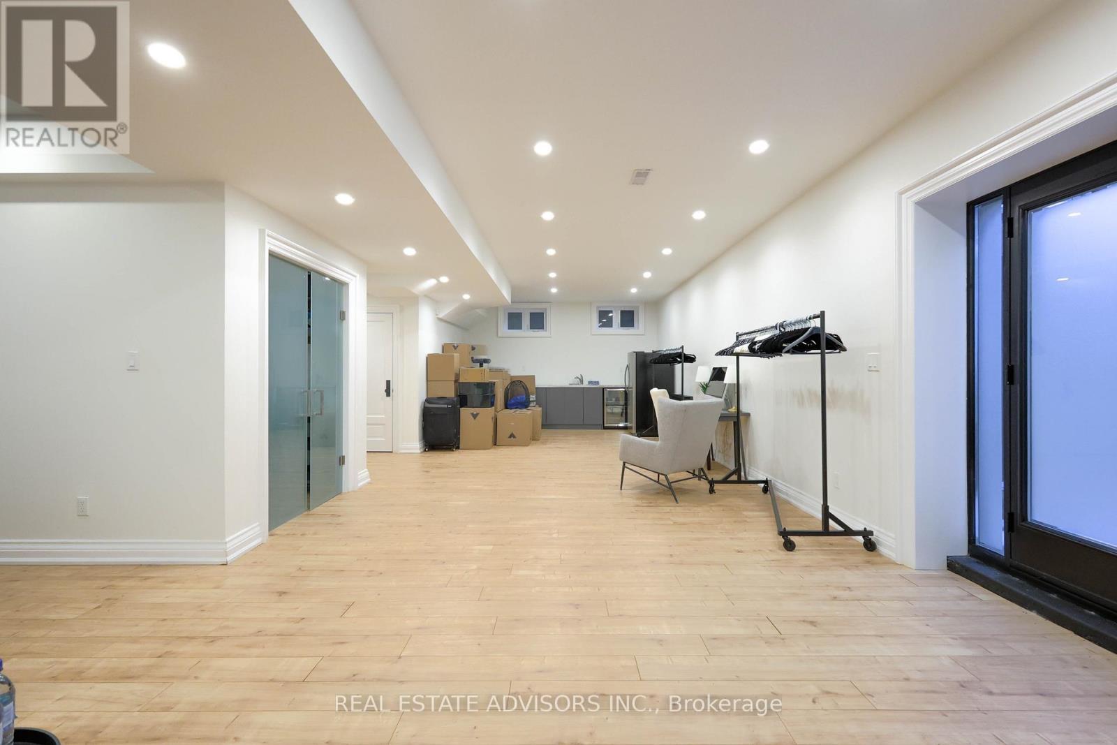 20 Arrowstook Road, Toronto, ON - Indoor Photo Showing Other Room