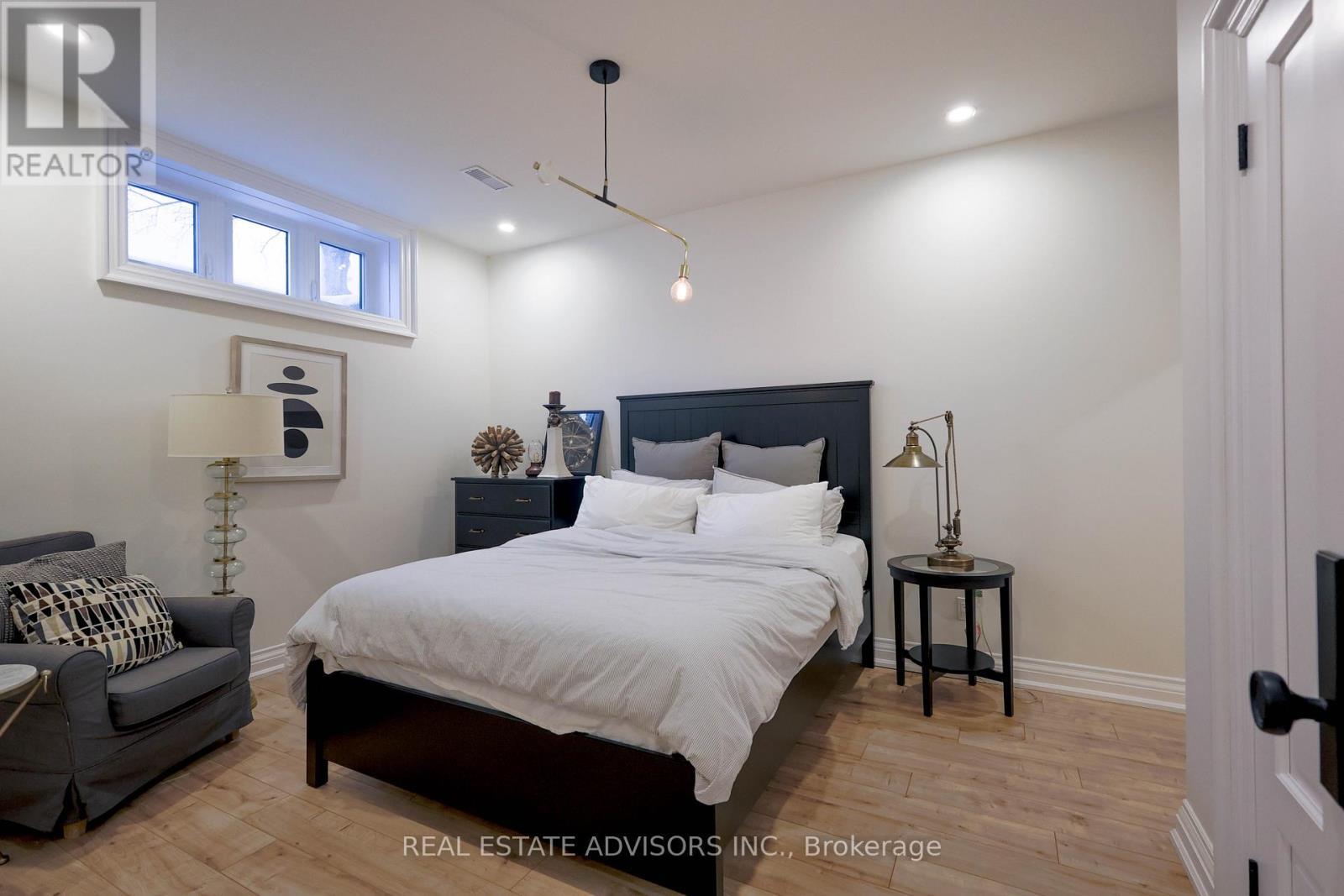 20 Arrowstook Road, Toronto, ON - Indoor Photo Showing Bedroom