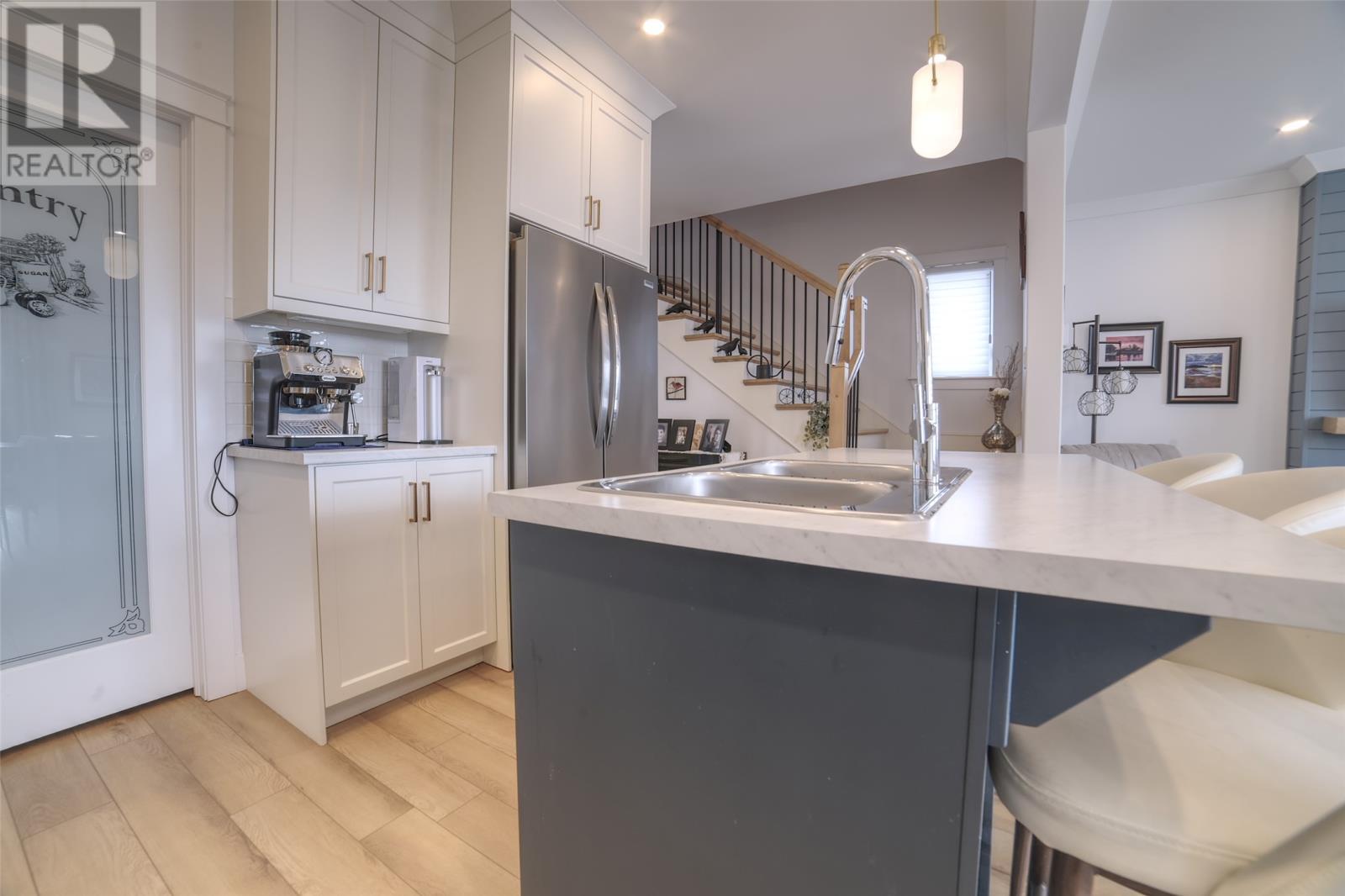35 Donegal Run, St. John’S, NL - Indoor Photo Showing Kitchen With Double Sink