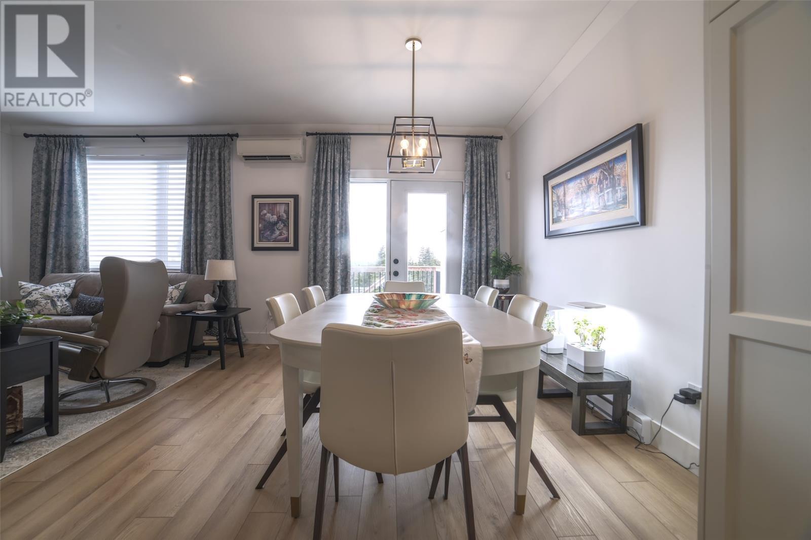 35 Donegal Run, St. John’S, NL - Indoor Photo Showing Dining Room