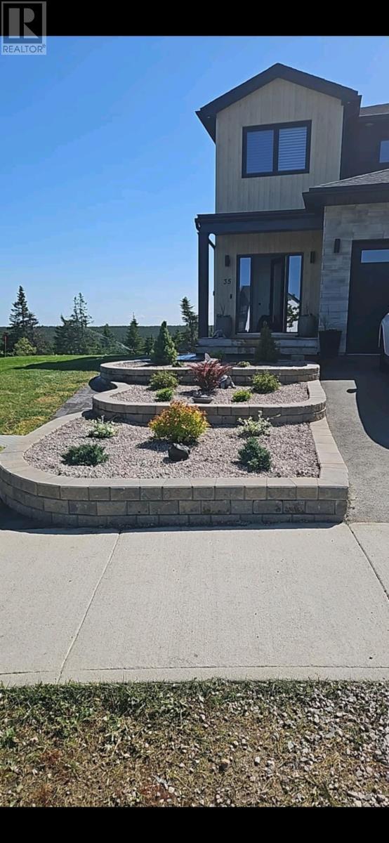 35 Donegal Run, St. John’S, NL - Outdoor