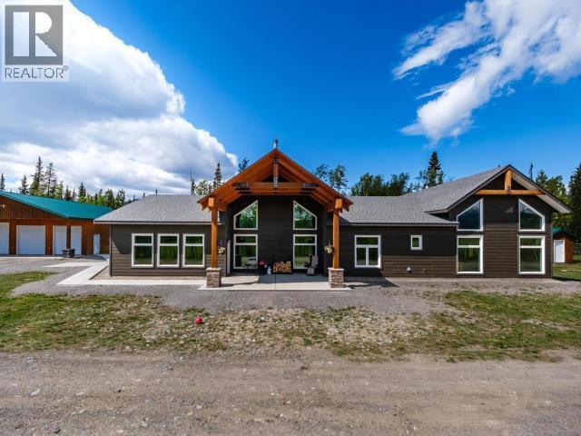 348 Dusty Trail, Whitehorse North, YT - Outdoor