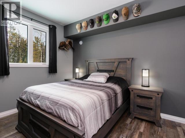 348 Dusty Trail, Whitehorse North, YT - Indoor Photo Showing Bedroom