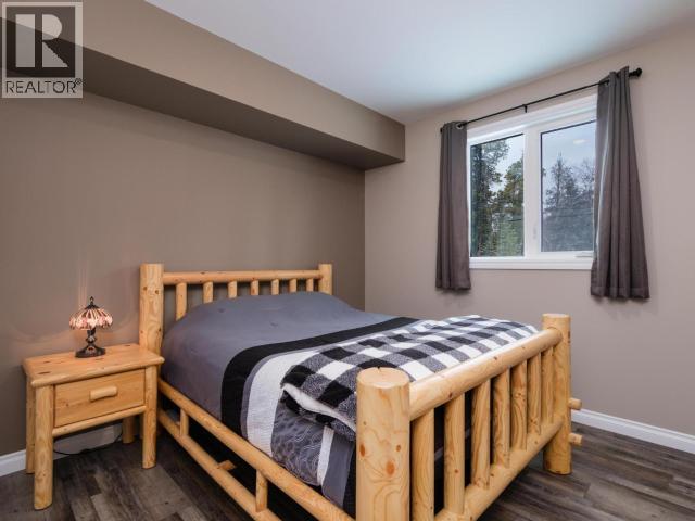 348 Dusty Trail, Whitehorse North, YT - Indoor Photo Showing Bedroom