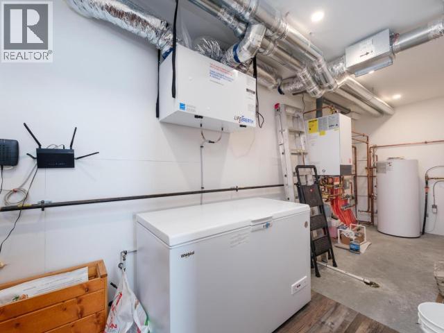 348 Dusty Trail, Whitehorse North, YT - Indoor Photo Showing Laundry Room
