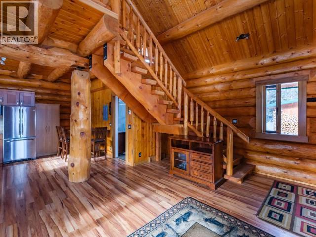 348 Dusty Trail, Whitehorse North, YT - Indoor Photo Showing Other Room