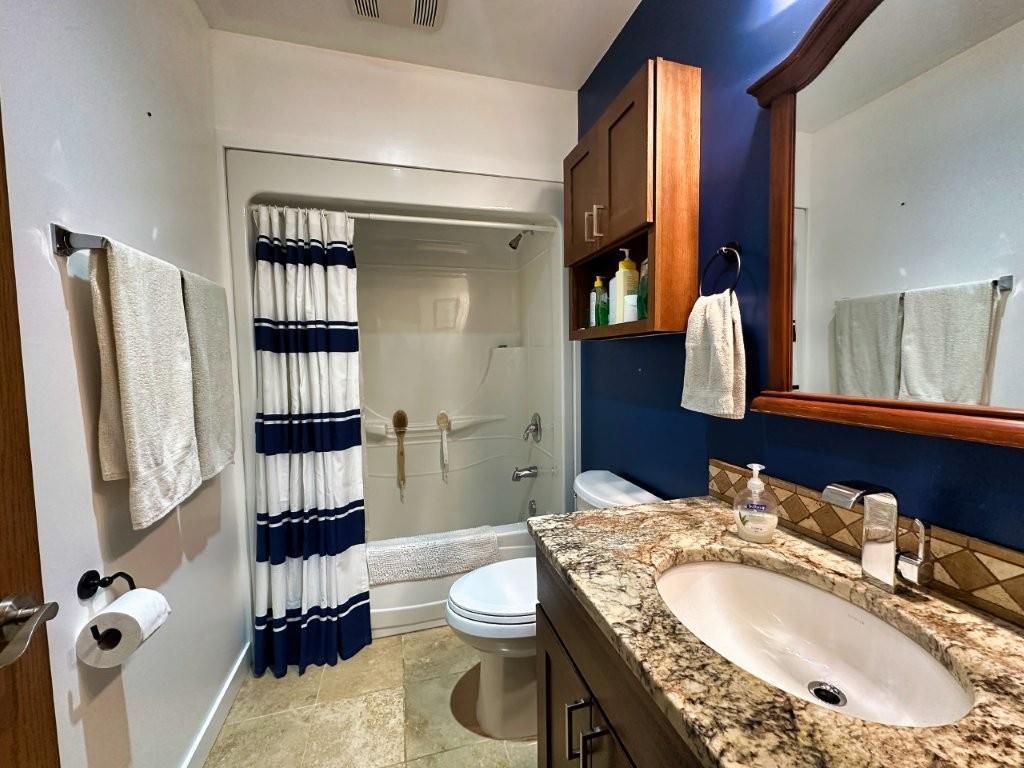 77 Prospect Ave, Thunder Bay, ON - Indoor Photo Showing Bathroom