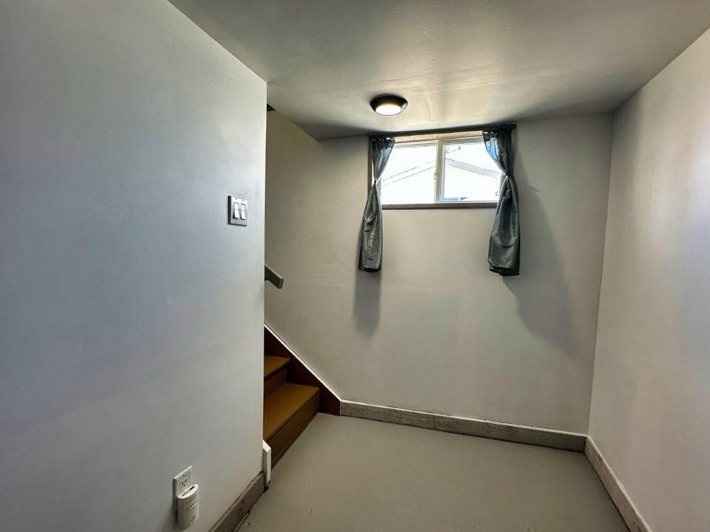 77 Prospect Ave, Thunder Bay, ON - Indoor