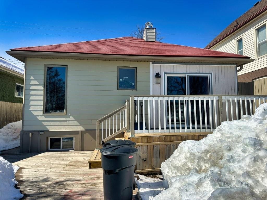 77 Prospect Ave, Thunder Bay, ON - Outdoor With Deck Patio Veranda With Exterior