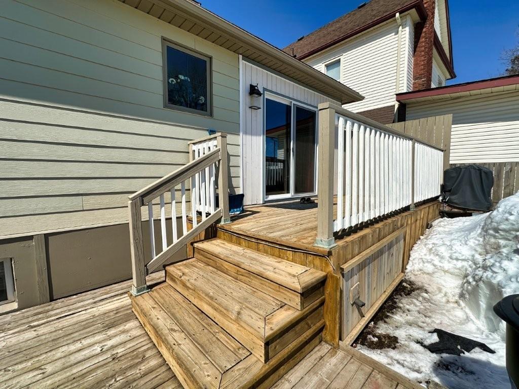 77 Prospect Ave, Thunder Bay, ON - Outdoor With Deck Patio Veranda With Exterior