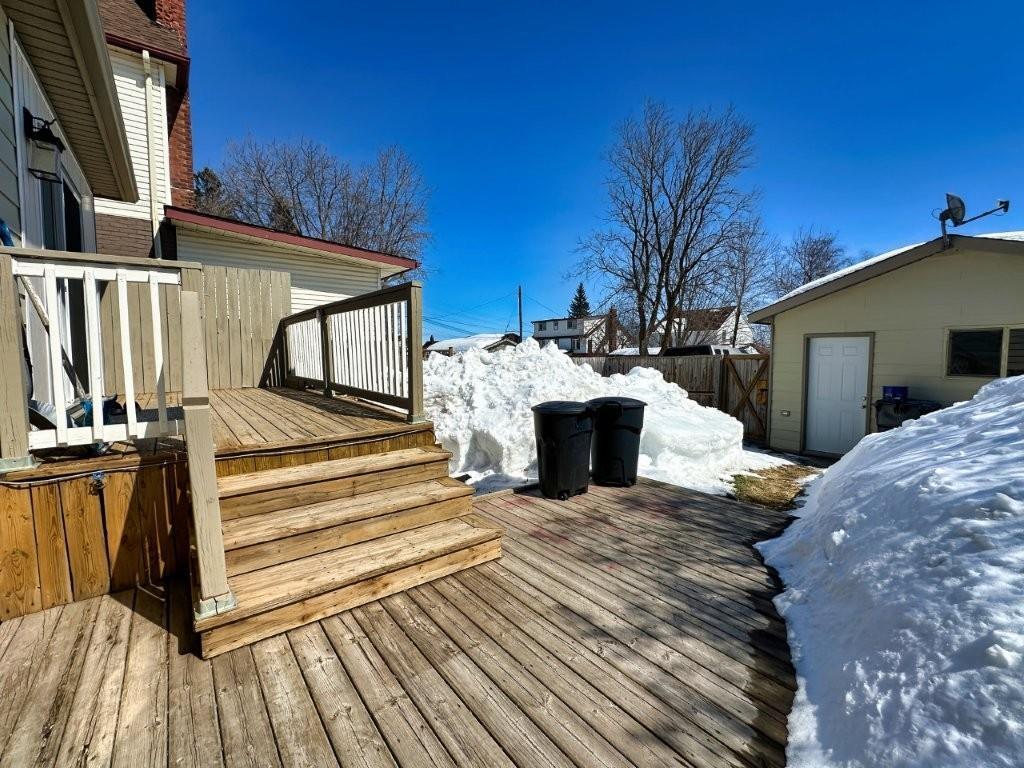 77 Prospect Ave, Thunder Bay, ON - Outdoor With Deck Patio Veranda With Exterior