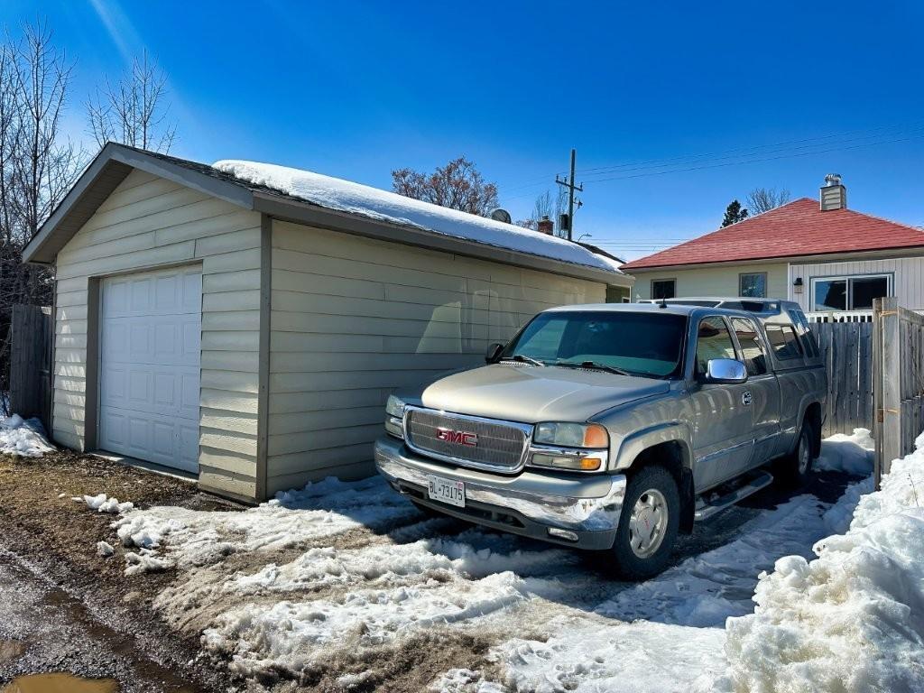 77 Prospect Ave, Thunder Bay, ON - Outdoor