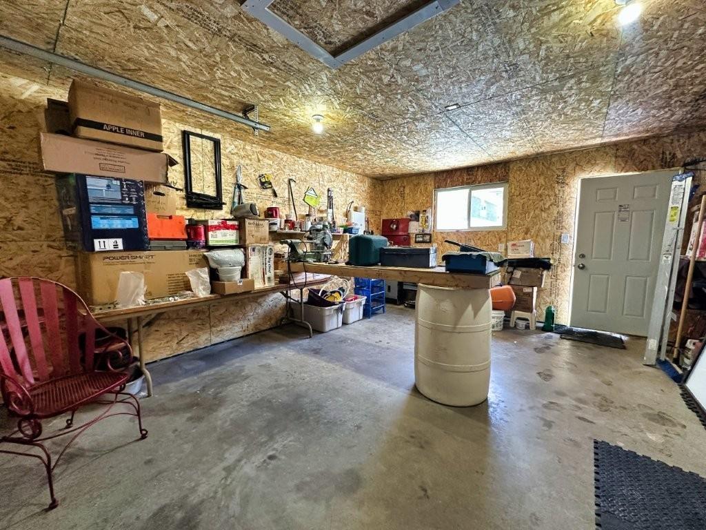 77 Prospect Ave, Thunder Bay, ON - Indoor