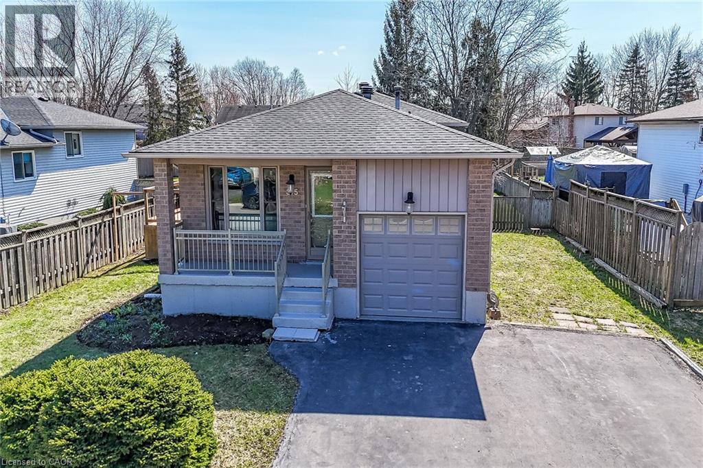 315 Morrison Drive, Caledonia, ON - Outdoor With Deck Patio Veranda