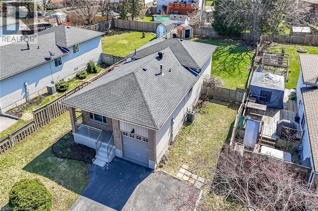 315 Morrison Drive, Caledonia, ON - Outdoor