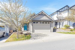1186 Sikorsky Rd Langford, BC V9B 0M7