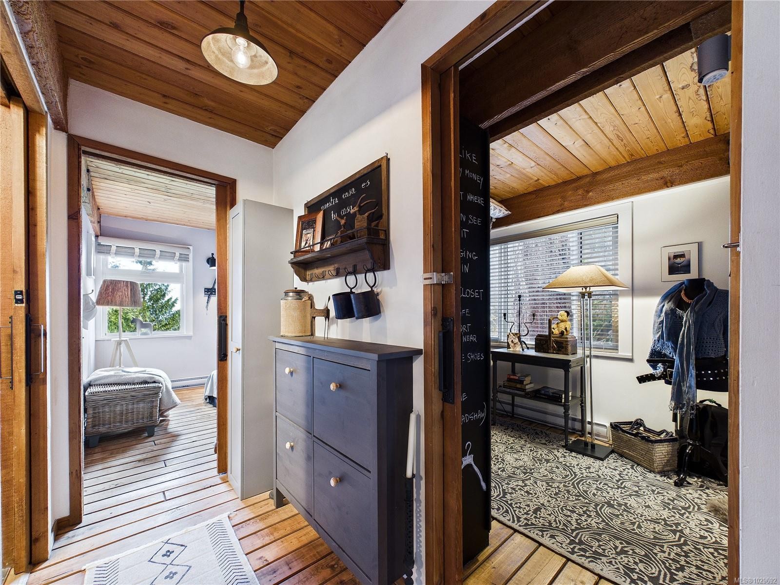 182 Devine Dr, Salt Spring, BC - Indoor Photo Showing Other Room