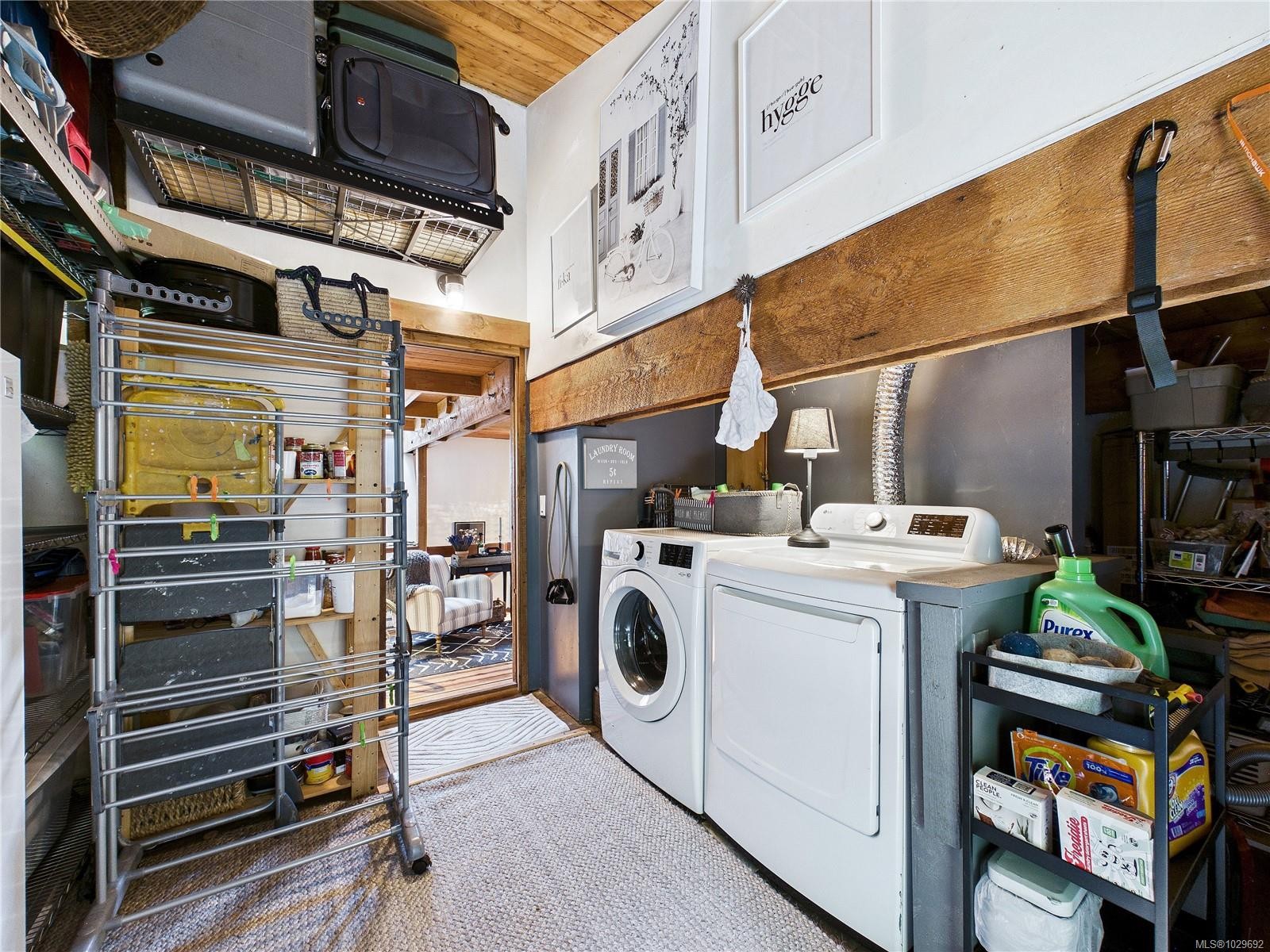 182 Devine Dr, Salt Spring, BC - Indoor Photo Showing Laundry Room