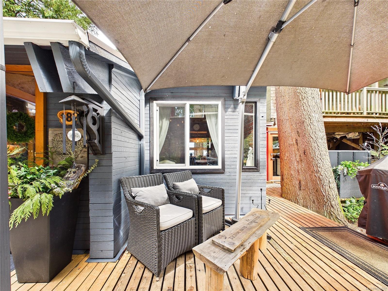 182 Devine Dr, Salt Spring, BC - Outdoor With Deck Patio Veranda With Exterior