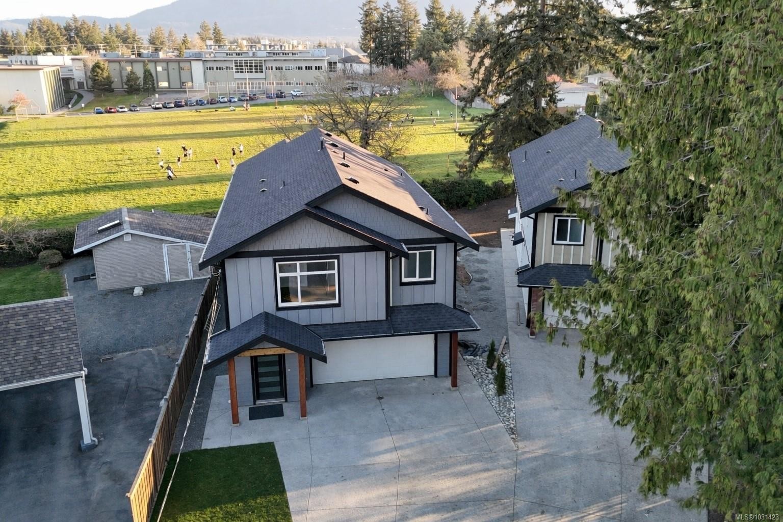416 Diamond Blvd, Nanaimo, BC