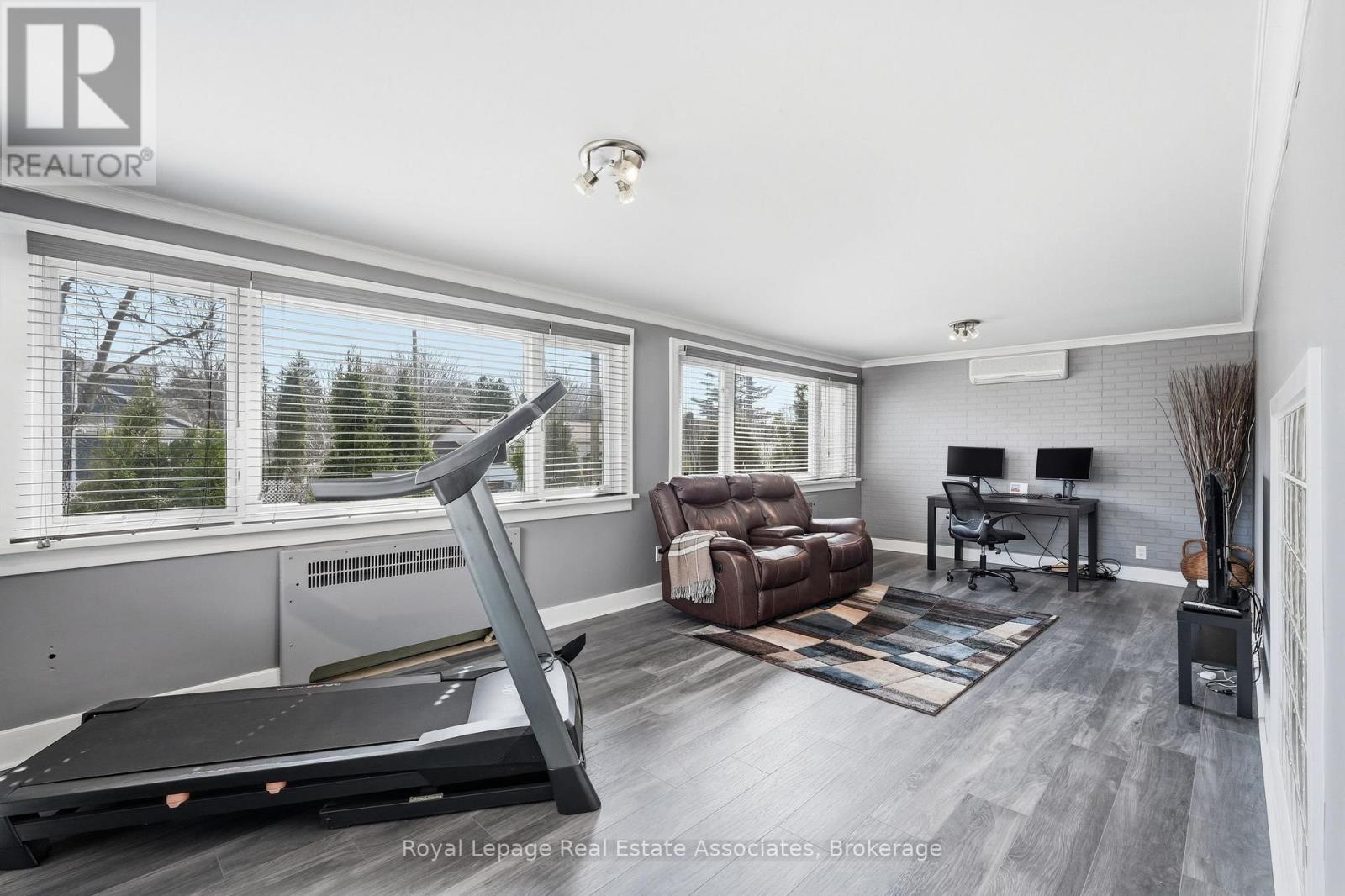 56 King Street, Halton Hills, ON - Indoor