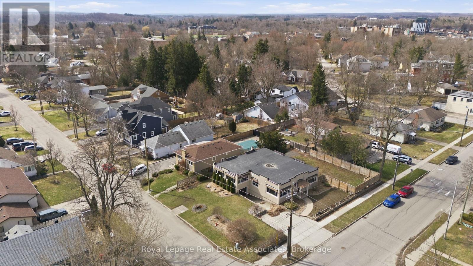 56 King Street, Halton Hills, ON - Outdoor With View