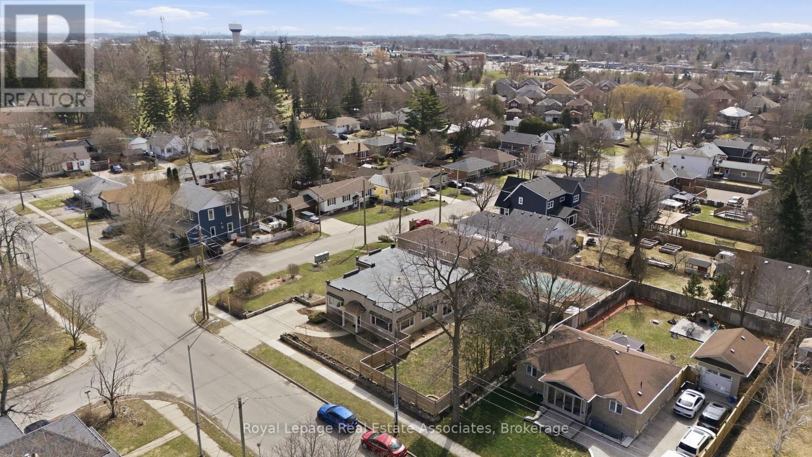 56 King Street, Halton Hills, ON - Outdoor With View