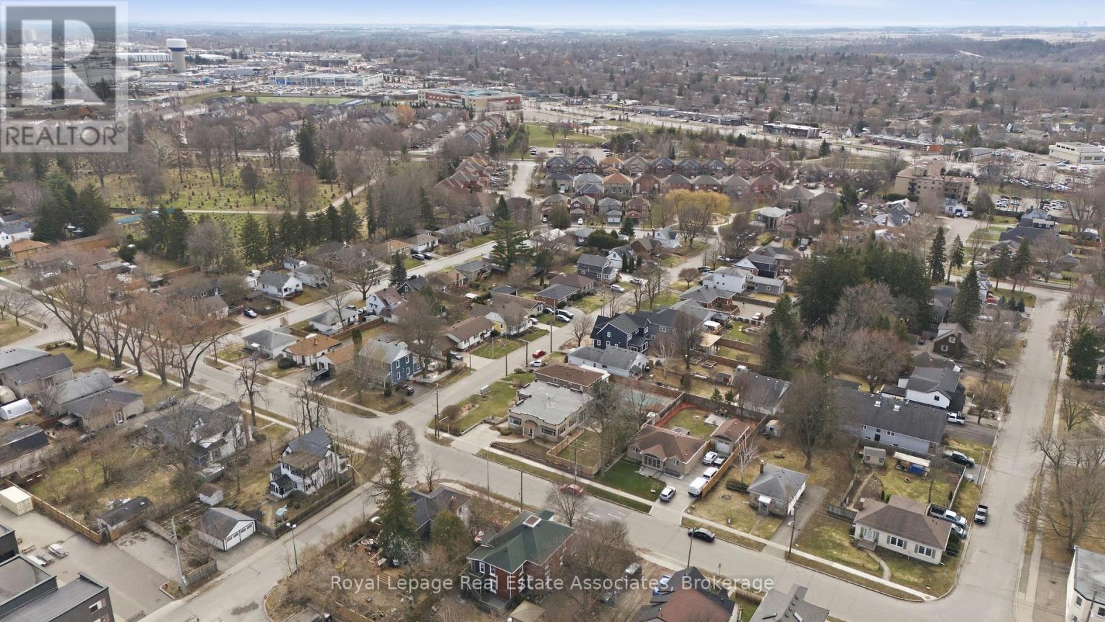 56 King Street, Halton Hills, ON - Outdoor With View